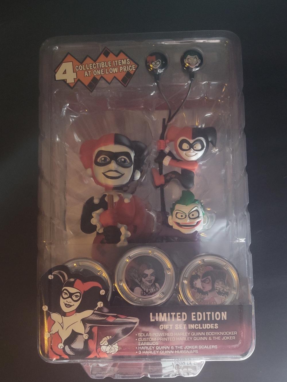 Harley Quinn Limited Edition Gift Set NECA Scalers
